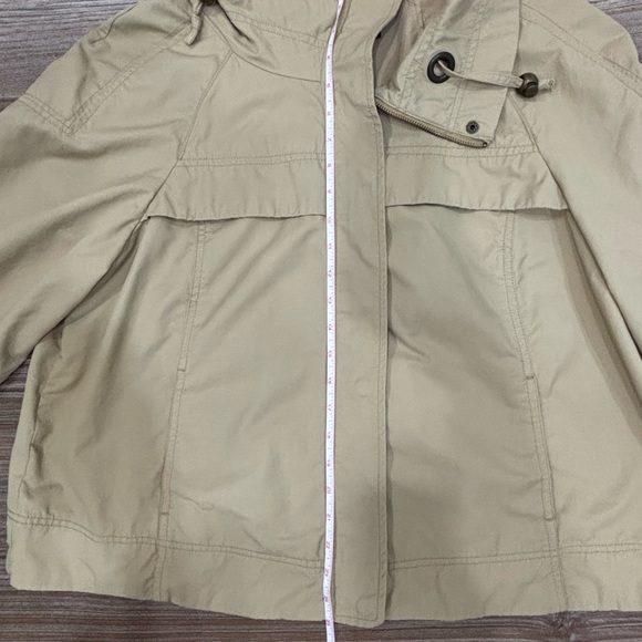 New Directions Khaki lightweight jacket. Size XL - Picture 11 of 16